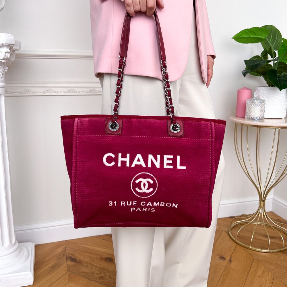 Authentic Chanel Deauville tote red in Cotton Shoulder handbag B1021